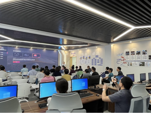 学院32.png
